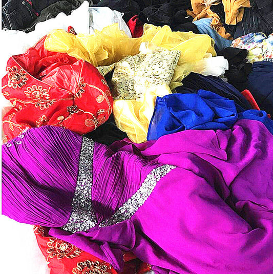 Factory Wholesale Used Clothes Used Ladies Silk Dress Women Clothing